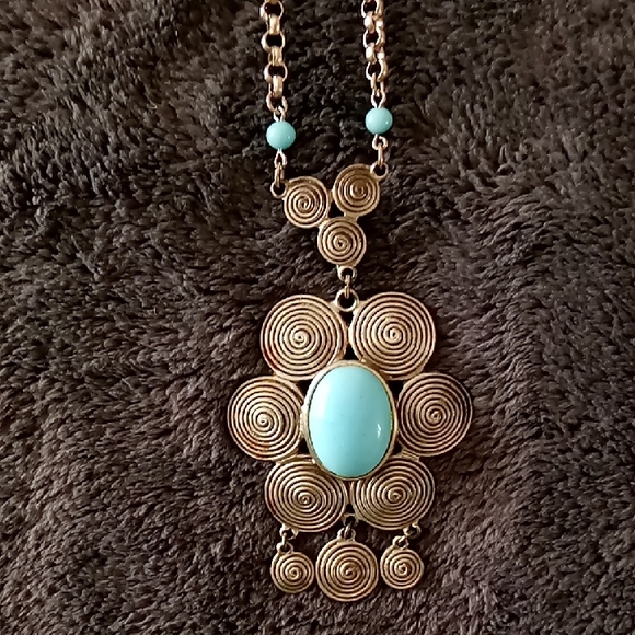 Jewelry - Vintage  Turquoise Pendant Necklace